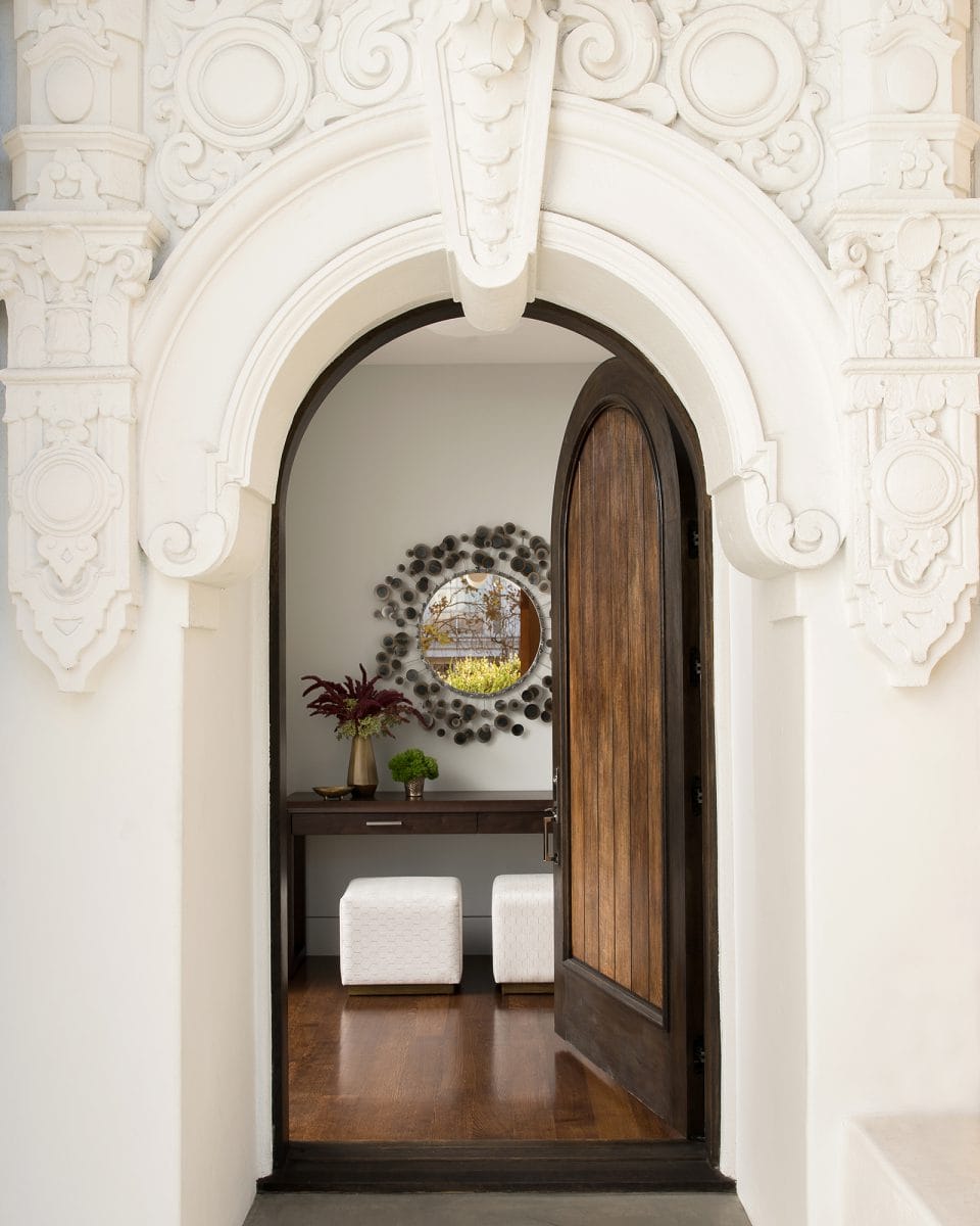 Foyer Design - Pacific Heights Residence